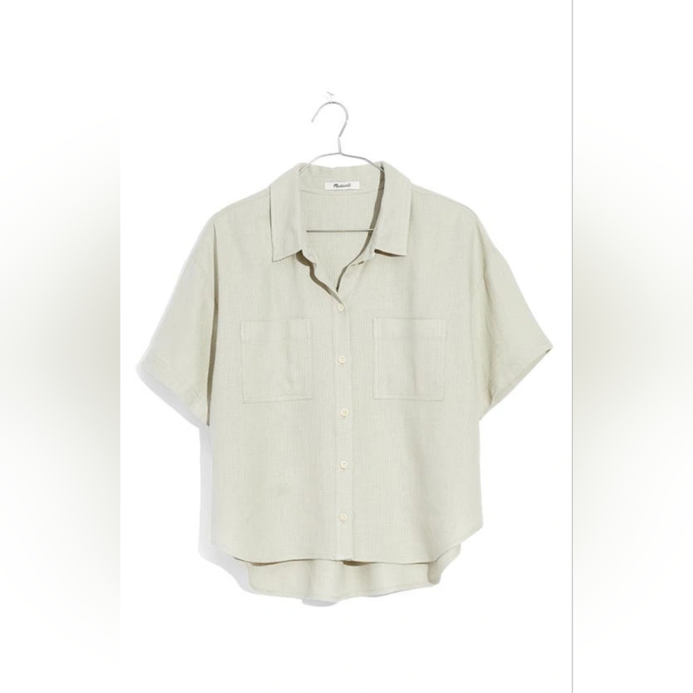 Madewell Breezewoven Beachside Shirttail Top in ASHEN SAGE GREEN